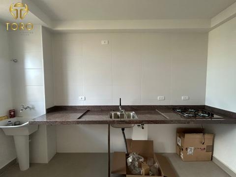 Aluga-se apartamento no térreo do Edifício Residencial Torres Douro na R. Ouro Verde, 314 - Vila Emilia, Maringá - PR.