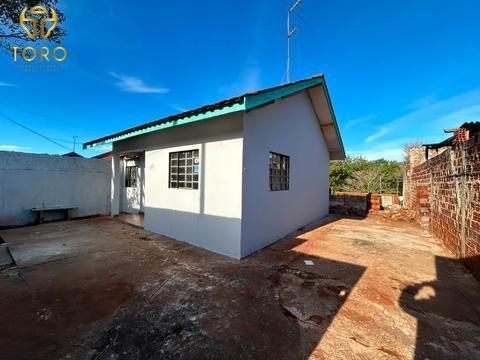 Aluga-se casa localizada na R. Rio Paraguaçú, 826 - Conj. Res. Branca Vieira em Maringá - PR.